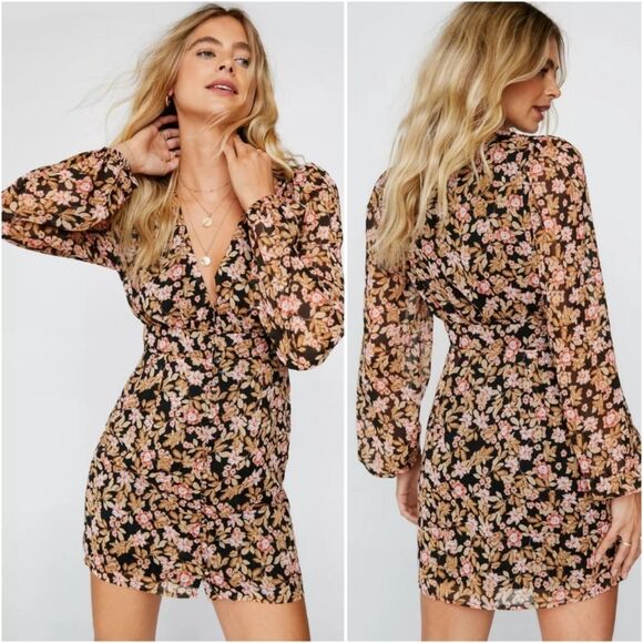 Nasty Gal Nothing Bud Love Button Front Floral Mini Dress - Picture 1 of 10